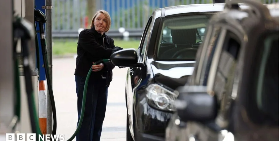 Fuel pump displaying high prices